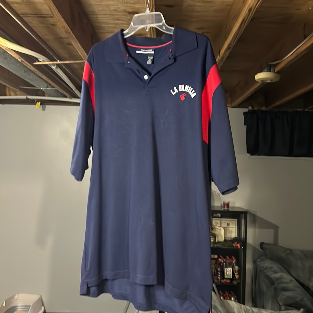 Rocawear shirt